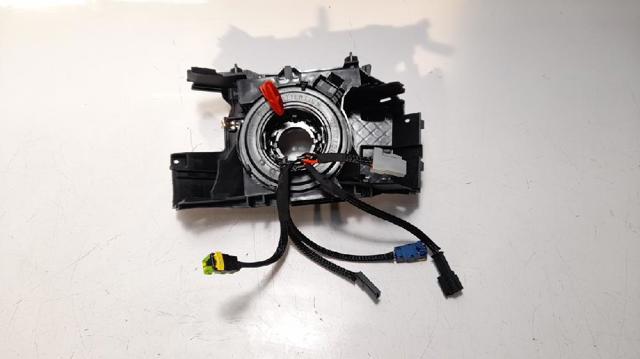 Comutador instalado na coluna da direção, parte central 7701057095 RENAULT