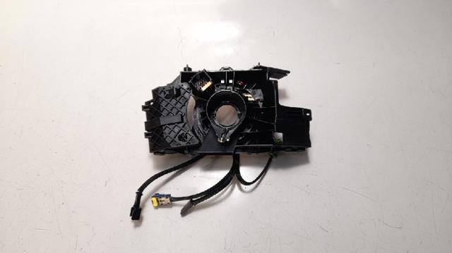 Comutador instalado na coluna da direção, parte central 7701057095 RENAULT