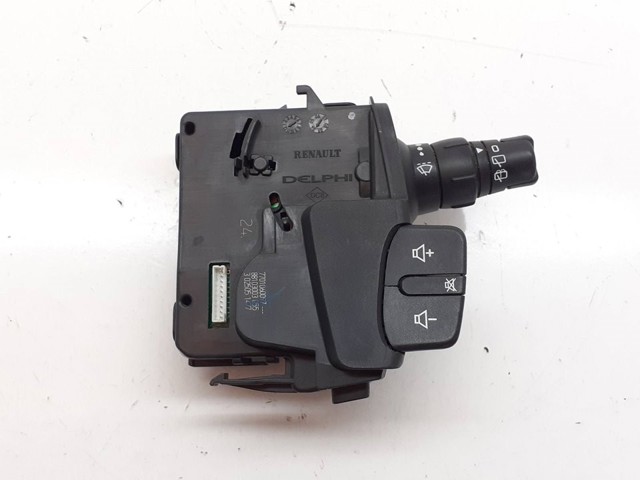 RENAULT 7701060097 Правый подрулевой переключатель в наличии Каменское