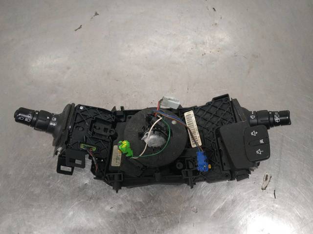 RENAULT 7701060400 Кольцо контактное, шлейф руля в наличии Черкассы
