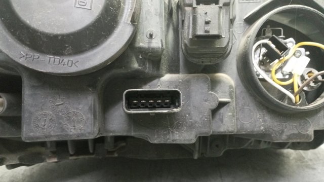RENAULT 7701061669 Левая фара в наличии Николаев