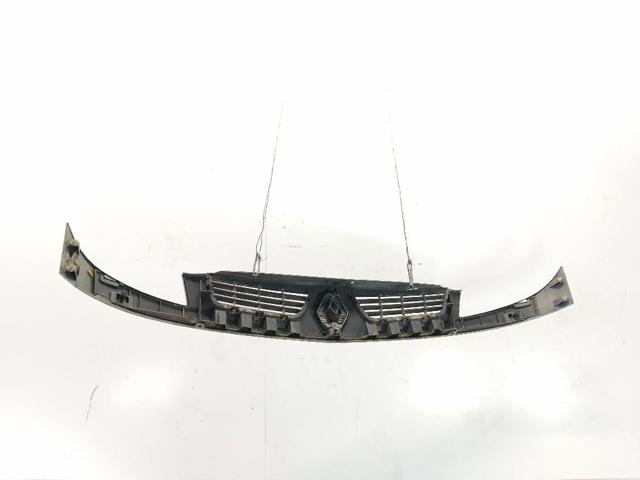 RENAULT 7701062877 Решетка радиатора в наличии Житомир