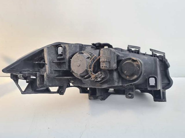 RENAULT 7701063218 Левая фара в наличии Черкассы