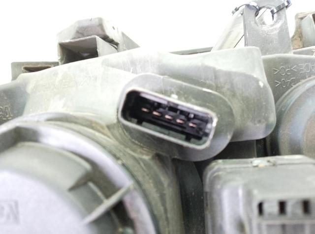 7701064017 RENAULT Фара правая купить в Николаев