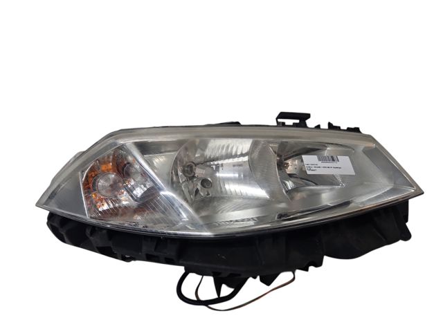7701064017 RENAULT Правая фара купить в Кривой Рог