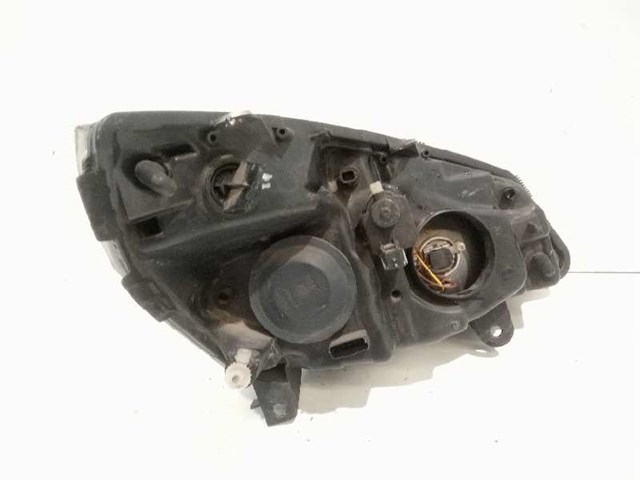 RENAULT 7701064132 Фара левая в наличии Черновцы