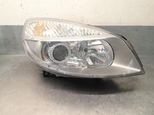 RENAULT 7701064139 Правая фара в наличии Хмельницкий