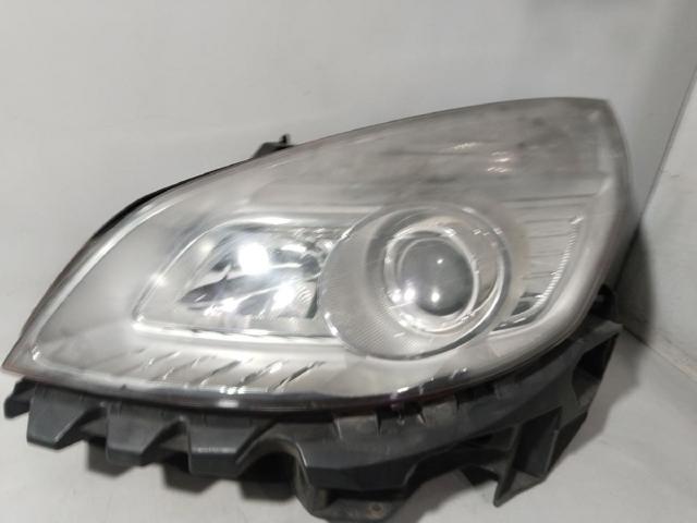 Luz esquerda 7701065913 RENAULT