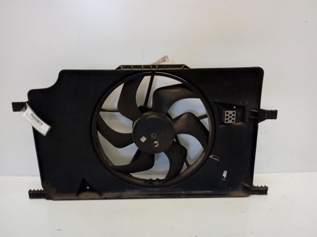 Ventilador elétrico de esfriamento montado (motor + roda de aletas) 7701067594 Renault (RVI)