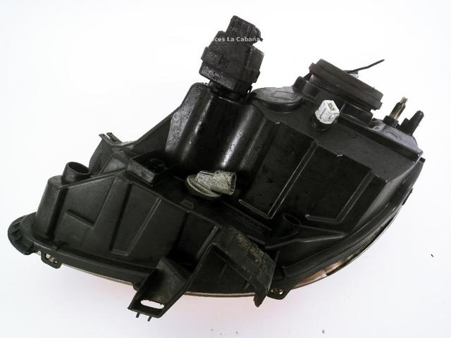 RENAULT 7701069077 Правая фара в наличии Сумы