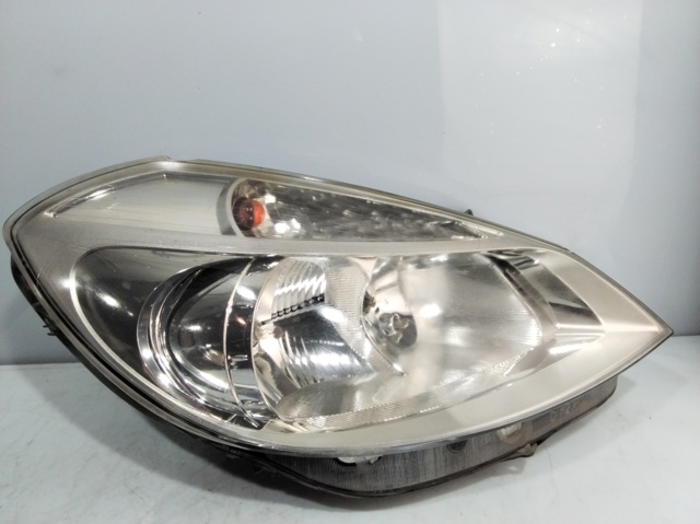 Luz direita 7701070494 Renault (RVI)