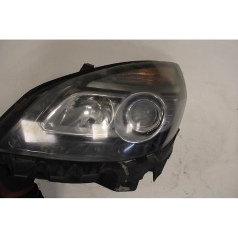 RENAULT 7701071369 Левая фара в наличии Черкассы