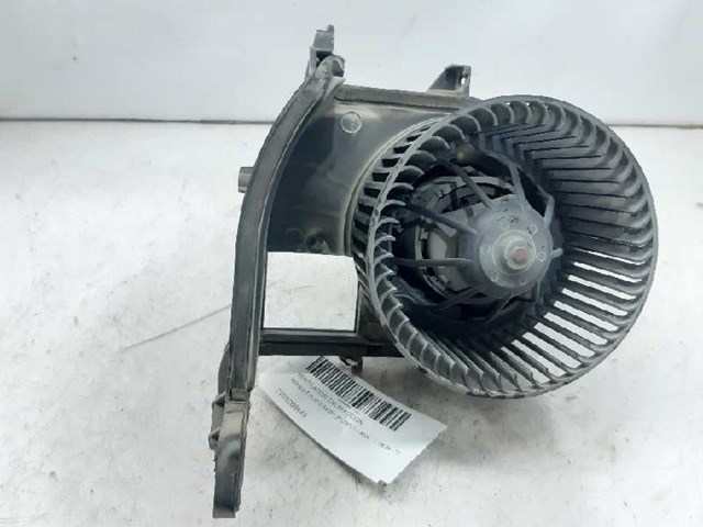 Motor de ventilador de forno (de aquecedor de salão) 7701206445 Renault (RVI)