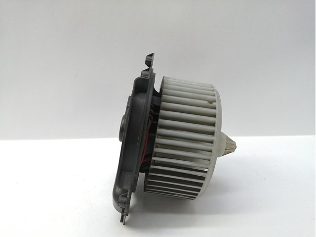 Motor de ventilador de forno (de aquecedor de salão) 7701207452 Renault (RVI)