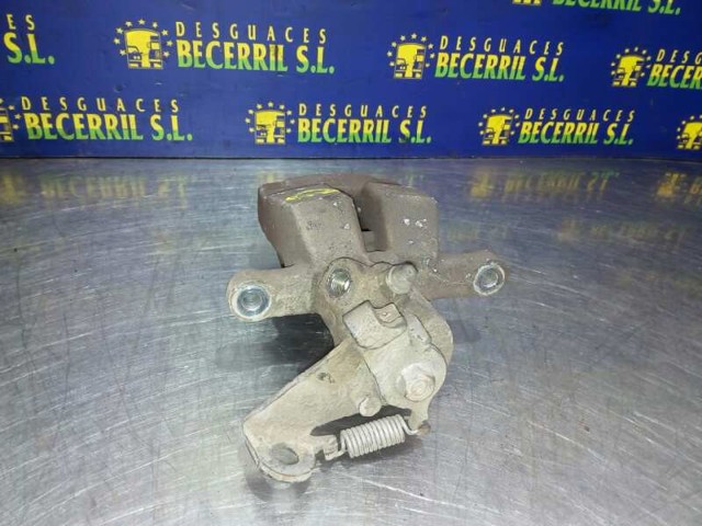 RENAULT 7701208257 Суппорт задний правый в наличии Запорожье
