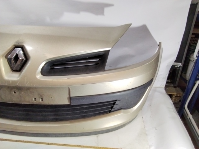 RENAULT 7701208681 Передний бампер в наличии Каменское