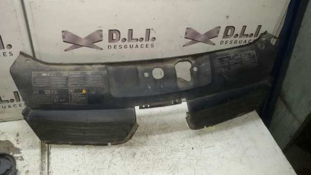 Grelha do radiador 7701208684 RENAULT