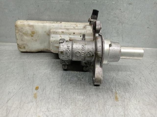 7701209233 Renault (RVI)