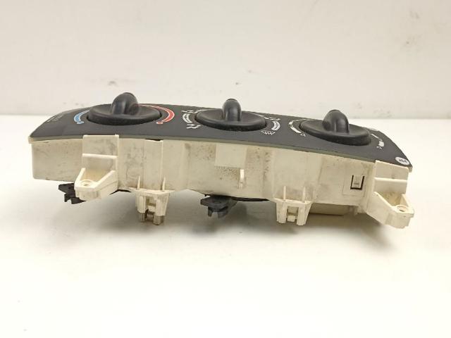 Unidade de controlo dos modos de aquecimento/condicionamento Renault Megane JA0, JA1