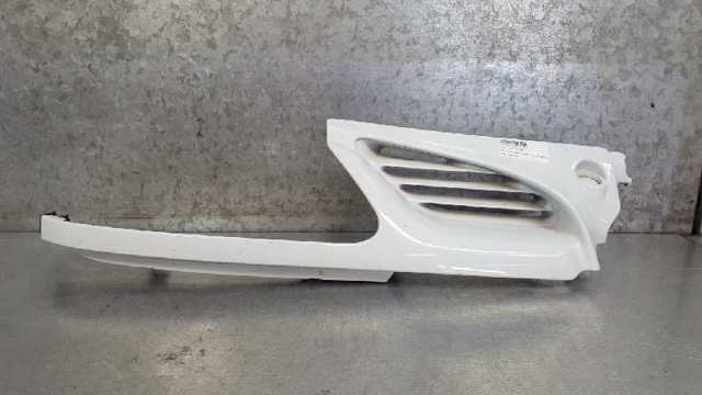 RENAULT 7701367996 Решетка радиатора правая в наличии Ирпень