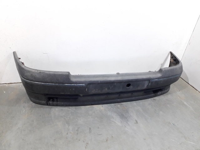 Pára-choque dianteiro 7701466495 Renault (RVI)