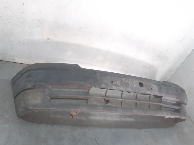Pára-choque dianteiro 7701466495 Renault (RVI)