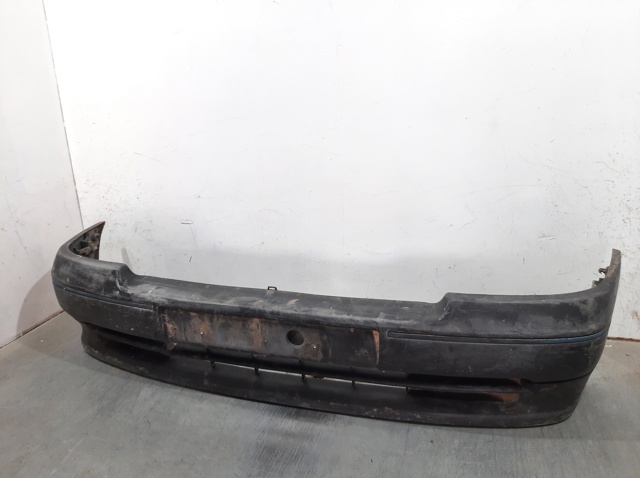 Pára-choque dianteiro 7701466495 Renault (RVI)