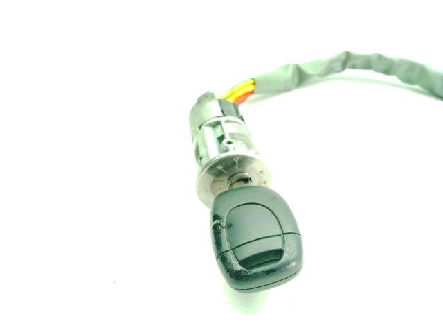 Fecho de ignição 7701470736 RENAULT