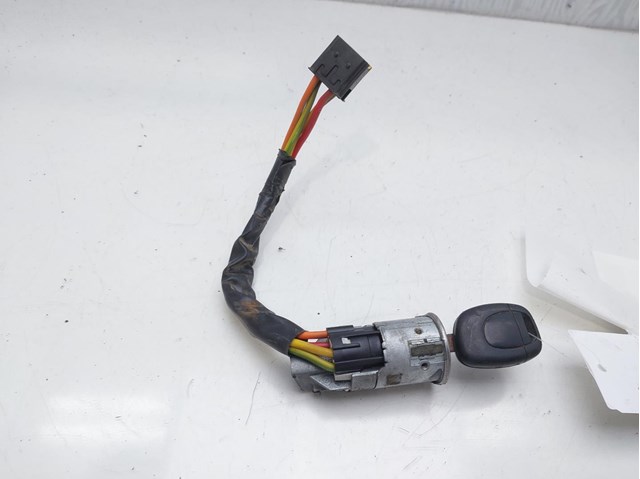 Interruptor de ignição para Renault Clio II 1.9 D (B/CB0E) F8Q630 7701471220