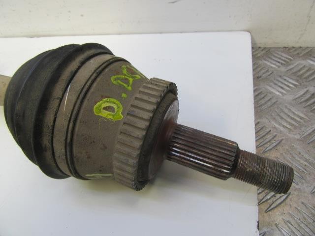 RENAULT 7701472850 Полуось (привод) передняя правая в наличии Черновцы
