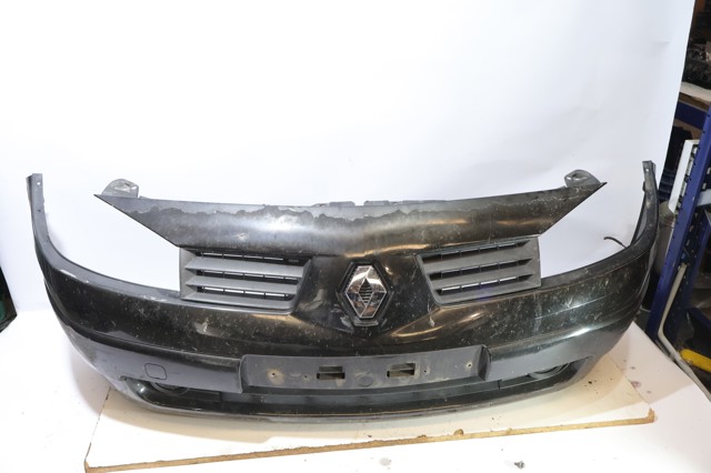 RENAULT 7701474484 Передний бампер в наличии Киев