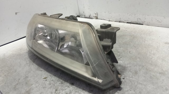 RENAULT 7701474501 Правая фара в наличии Полтава