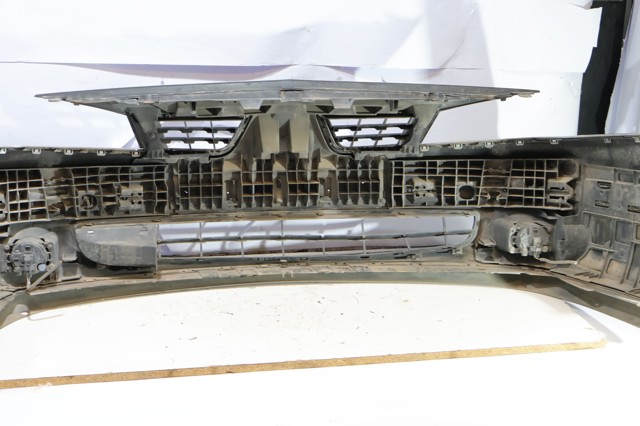 RENAULT 7701476242 Бампер передний в наличии Полтава