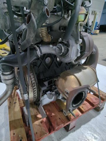 7701476832 RENAULT Двигатель купить в Одесса