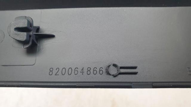 RENAULT 7701477637 Молдинг двери передней правой в наличии Киев