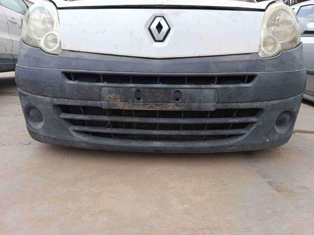 RENAULT 7701478128 Передний бампер в наличии Черновцы