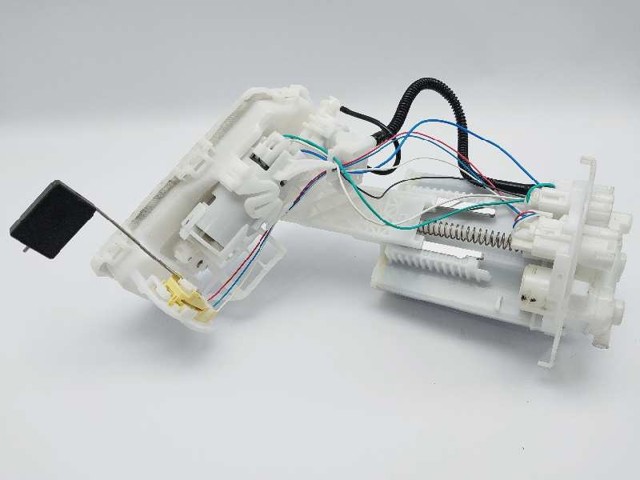Módulo de bomba de combustível com sensor do nível de combustível Toyota Yaris P21