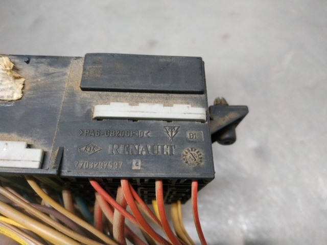7703297597 RENAULT купить в Львов