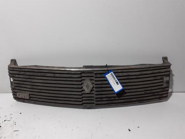 Grelha do radiador Renault 9 L42