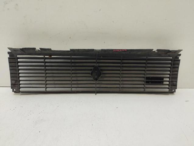 Grelha do radiador Renault 9 L42