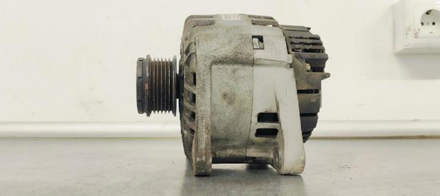 RENAULT 7711134758 Генератор в наличии Киев