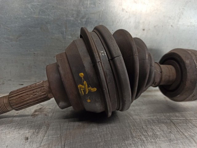 RENAULT 7711135194 Полуось (привод) передняя правая в наличии Запорожье