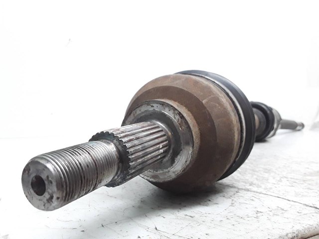 RENAULT 7711135321 Правая полуось в наличии Черновцы