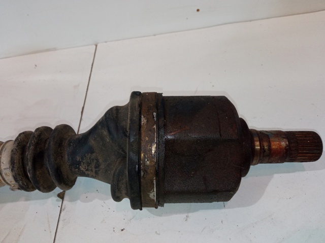 RENAULT 7711368093 Левая полуось в наличии Полтава