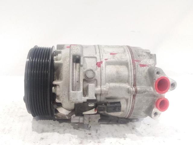 Compressor de aparelho de ar condicionado 7711497036 Renault (RVI)