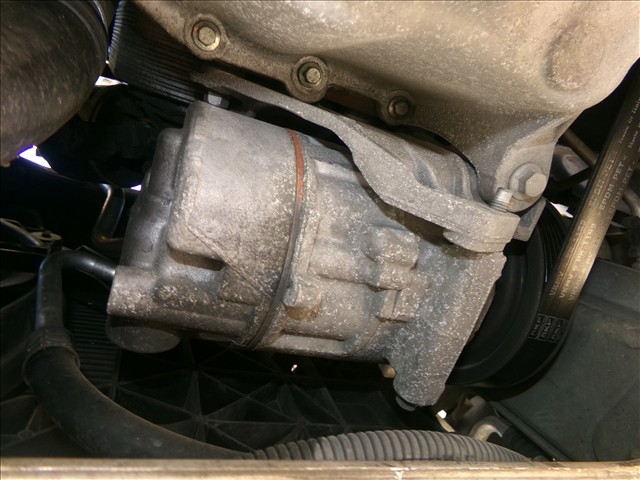 Compressor de aparelho de ar condicionado 7711497392 RENAULT