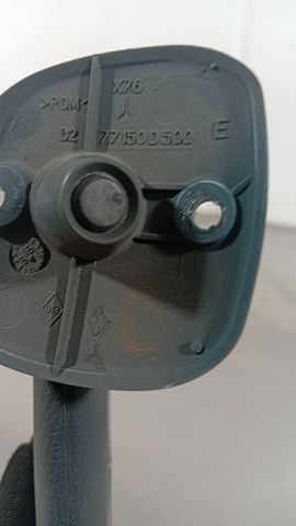 77150D500 RENAULT купить в Ирпень