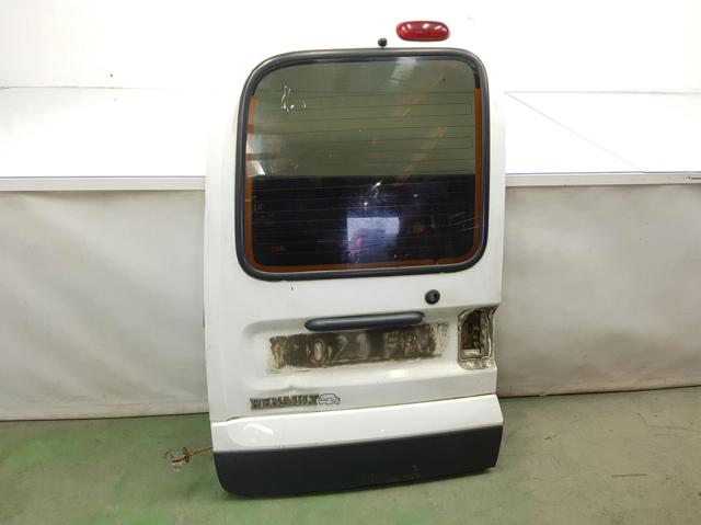 Porta batente traseira esquerda de furgão 7751468943 Renault (RVI)