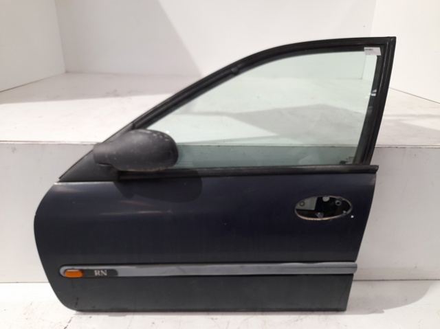 Porta dianteira esquerda Renault Laguna 1 B56, 556
