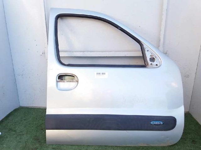 Porta dianteira direita 7751471747 Renault (RVI)